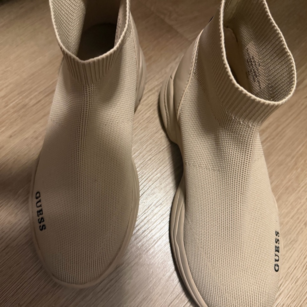 Guess Light Beige Knit Sneakers